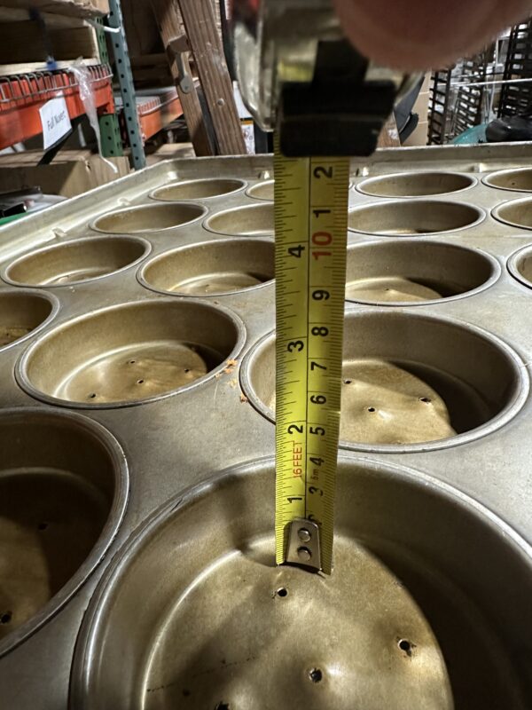 4" Deep Cup Hamburger Bun Pans - Image 5