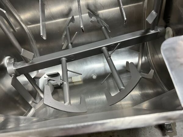 Daniels Food Equipment Paddle Mixer - Image 3