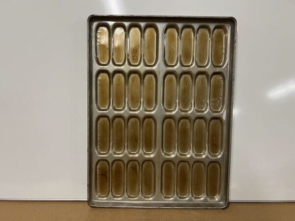 5.5” Cluster Hot Dog Bun Pans