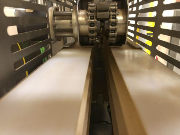 Ilapack Delta Eagle Horizontal Flow Wrapper with Product Stacker - Image 15
